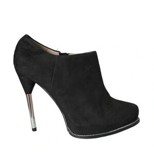 ZARA | Fall Winter 12 Black Faux Suede Silver Stiletto Heels Size 39 EUR (US 8)